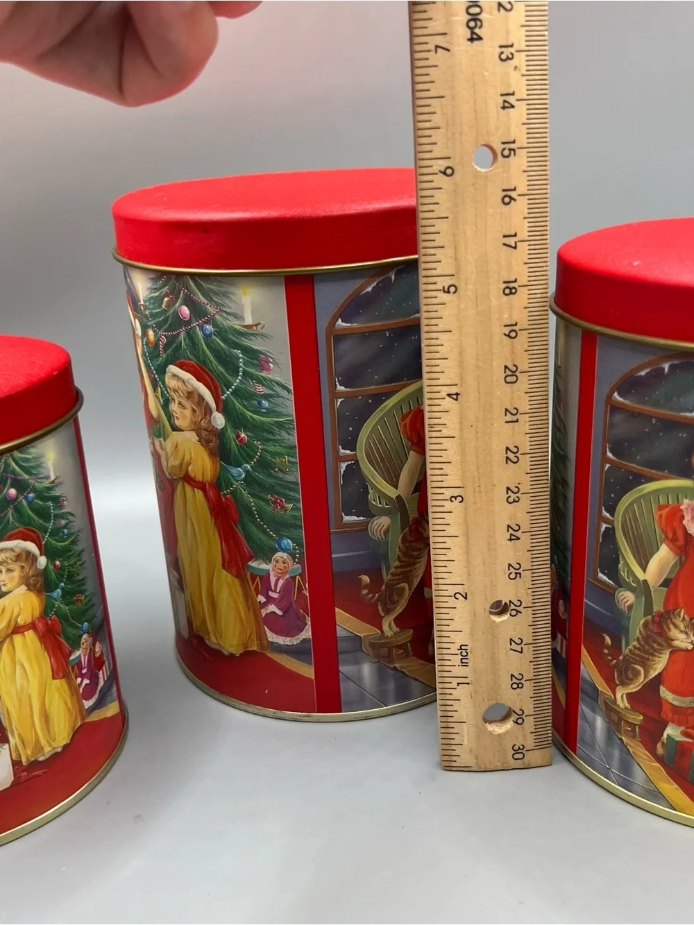 Vintage Christmas Nesting Tins Girls & Cat Scene Set Of 3 80s 90s
